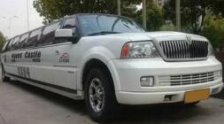豪華型轎車(chē)
